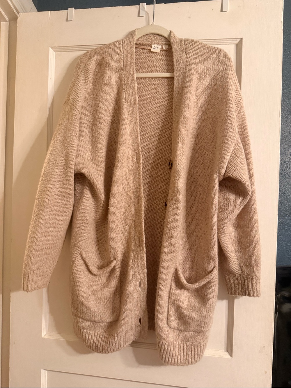 GAP Women's Cream/oatmeal Pocket Cardigan Sweater